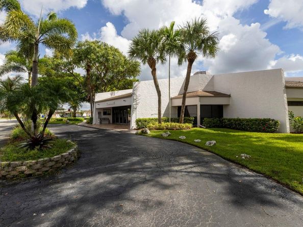 6850 Royal Palm Blvd 306 G, Margate FL 33063