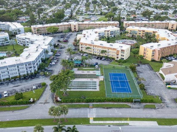 6850 Royal Palm Blvd 306 G, Margate FL 33063