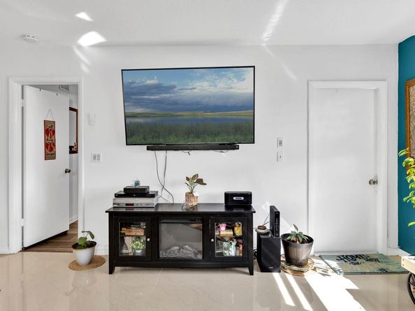 6850 Royal Palm Blvd 306 G, Margate FL 33063