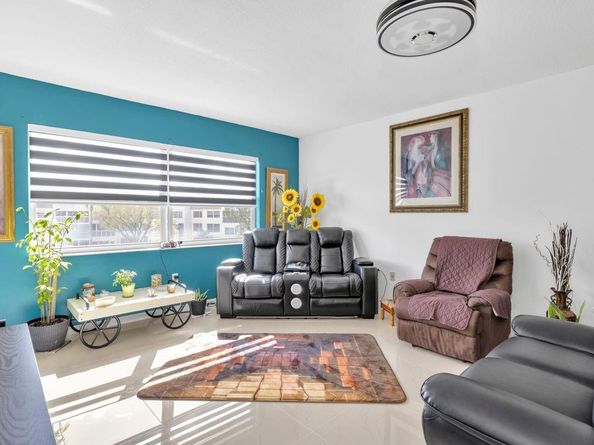 6850 Royal Palm Blvd 306 G, Margate FL 33063