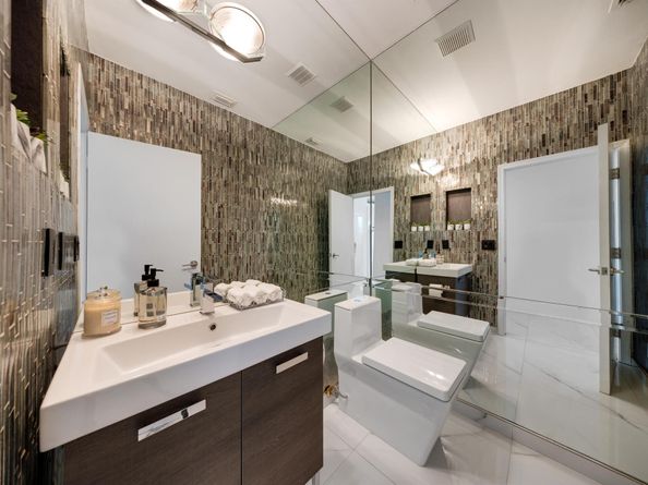 10575 Stonebridge Boulevard, Boca Raton FL 33498