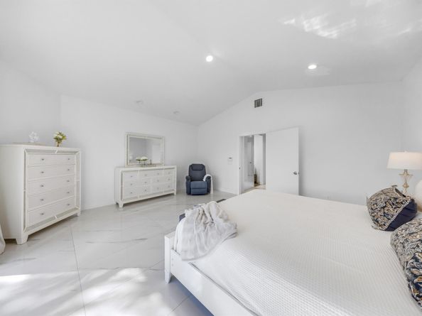 10575 Stonebridge Boulevard, Boca Raton FL 33498