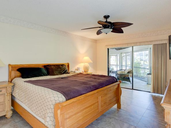 634 W Lakewoode Circle, Delray Beach FL 33445