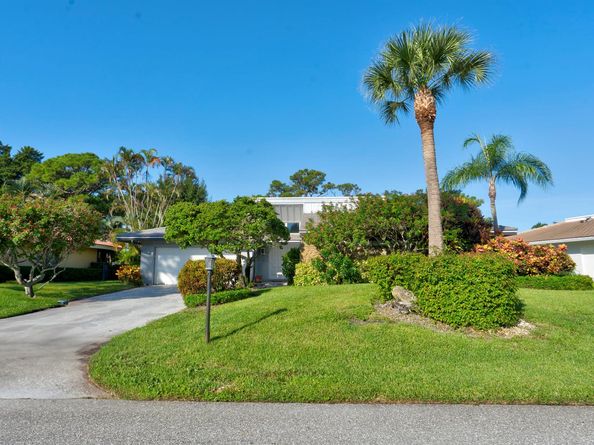 634 W Lakewoode Circle, Delray Beach FL 33445