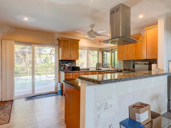 634 W Lakewoode Circle, Delray Beach FL 33445