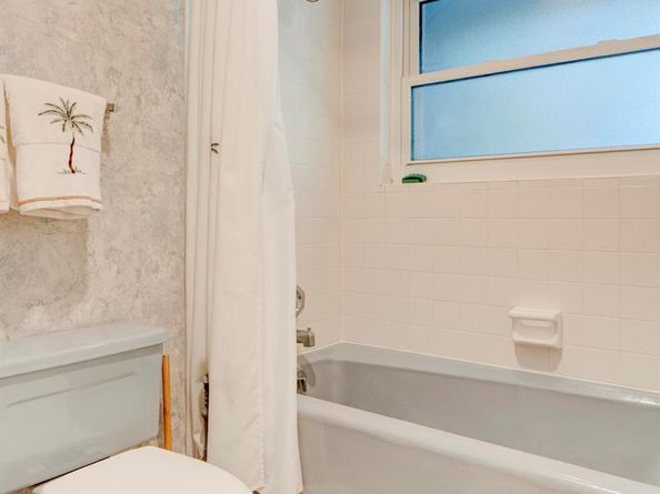 634 W Lakewoode Circle, Delray Beach FL 33445