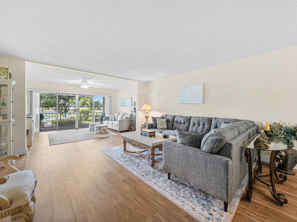 145 Atlantis Boulevard 203, Atlantis FL 33462