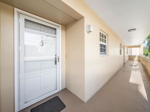 145 Atlantis Boulevard 203, Atlantis FL 33462