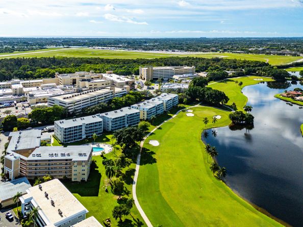 145 Atlantis Boulevard 203, Atlantis FL 33462