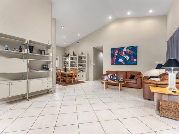 10654 Greenbriar Villa Drive, Lake Worth FL 33449