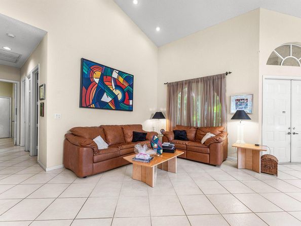 10654 Greenbriar Villa Drive, Lake Worth FL 33449