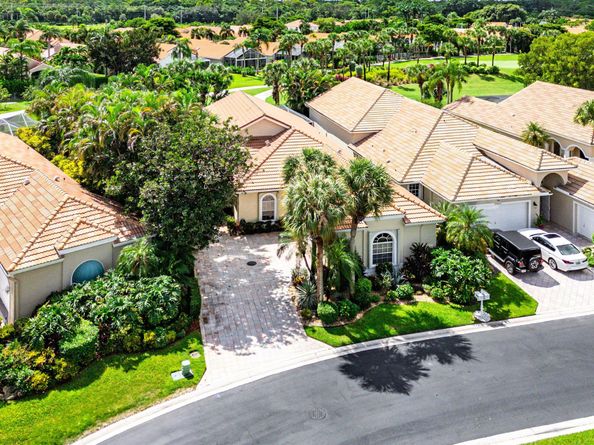 10654 Greenbriar Villa Drive, Lake Worth FL 33449