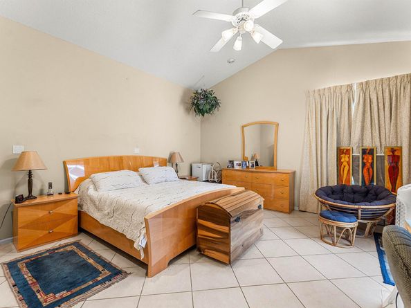 10654 Greenbriar Villa Drive, Lake Worth FL 33449