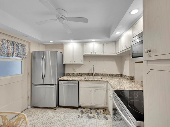 5500 NW 2nd Avenue 614, Boca Raton FL 33487