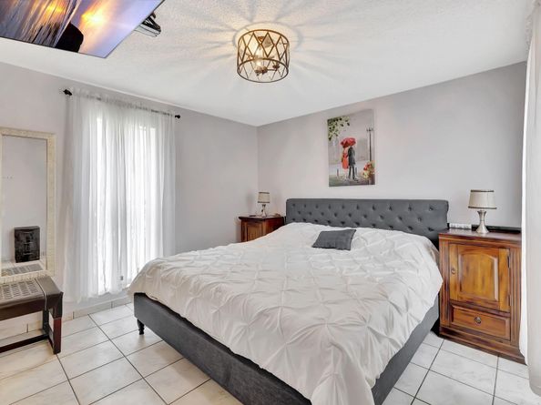 5336 NE 6th Ave H7, Oakland Park FL 33334
