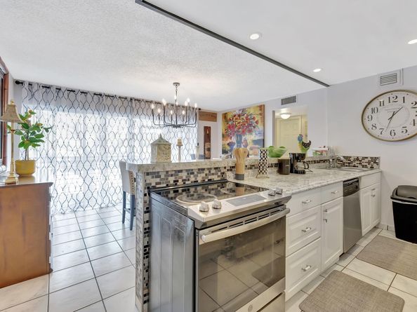 5336 NE 6th Ave H7, Oakland Park FL 33334