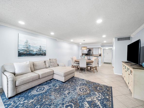 4381 Trevi Court 202, Lake Worth FL 33467