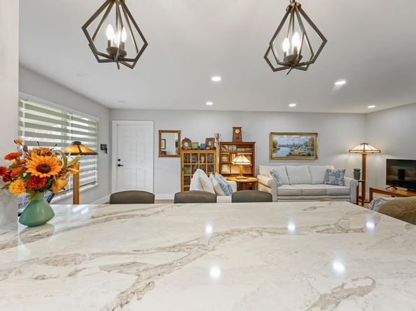 277 W High Point Court B, Delray Beach FL 33445