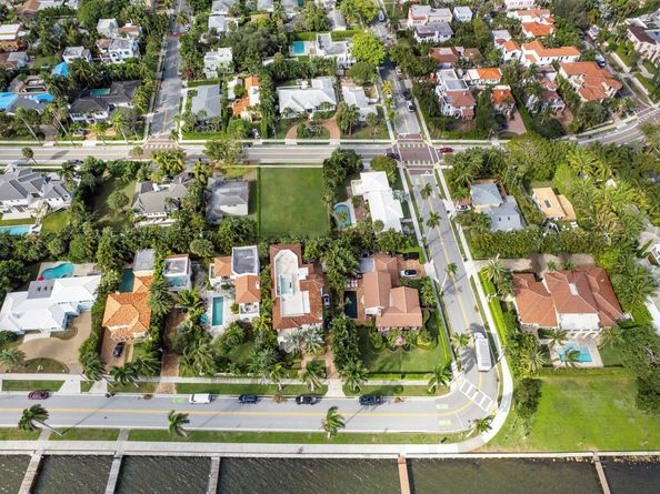 3308 Washington Road, West Palm Beach FL 33405