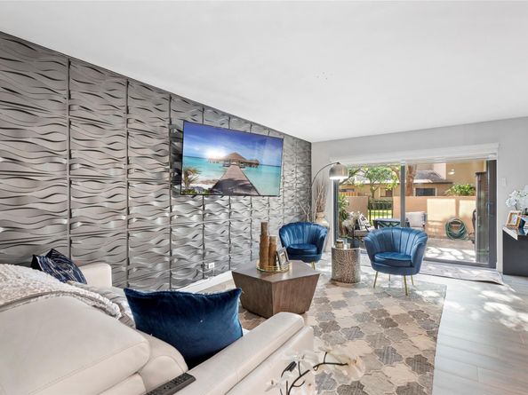 2162 NW 39th Ave B17, Pompano Beach FL 33066