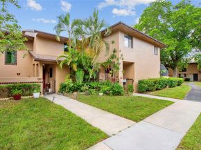 2162 NW 39th Ave B17, Pompano Beach FL 33066