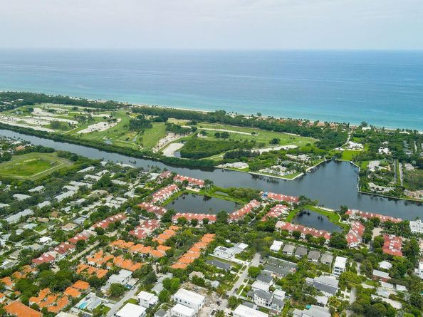 1527 Estuary Trail, Delray Beach FL 33483