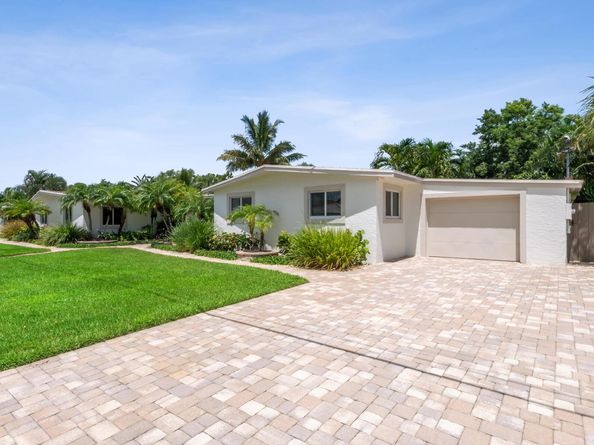 136 Lucina Drive, Hypoluxo FL 33462