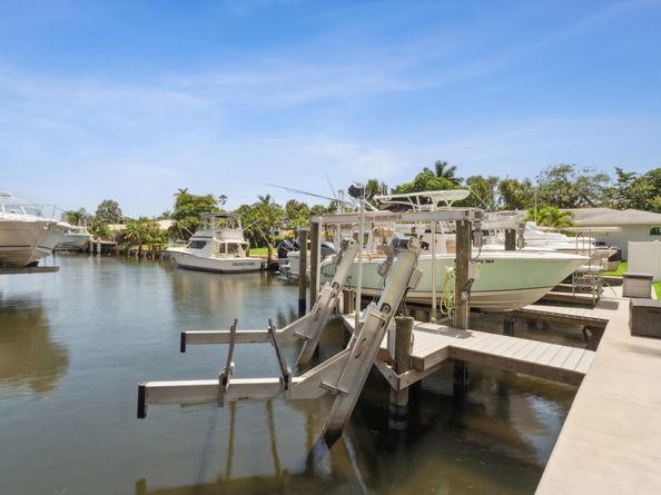 136 Lucina Drive, Hypoluxo FL 33462