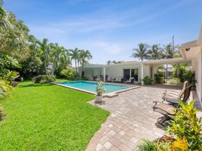 136 Lucina Drive, Hypoluxo FL 33462