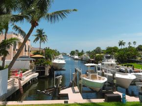 136 Lucina Drive, Hypoluxo FL 33462