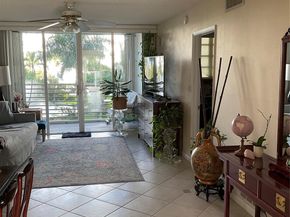 2731 NE 14th Street Cswy 307, Pompano Beach FL 33062