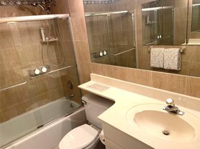 2731 NE 14th Street Cswy 307, Pompano Beach FL 33062