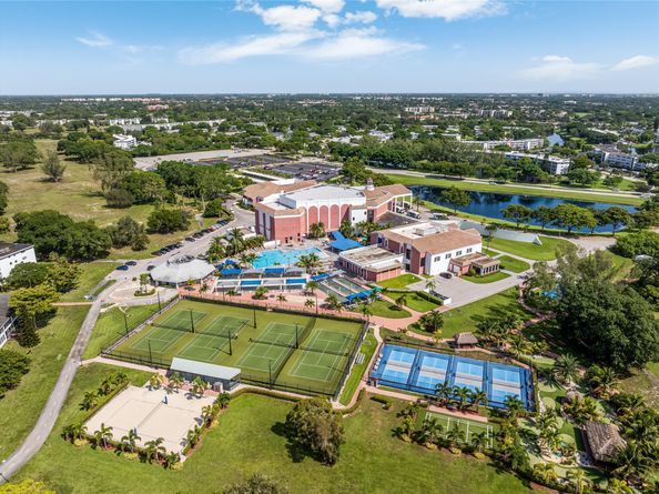 2019 Islewood D 2019, Deerfield Beach FL 33442
