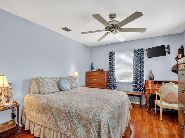1201 N Ocean Breeze, Lake Worth Beach FL 33460