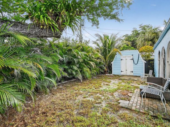 1201 N Ocean Breeze, Lake Worth Beach FL 33460