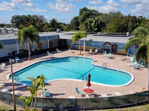 3240 Lake Osborne Drive 108, Lake Worth Beach FL 33461