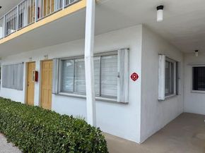 3240 Lake Osborne Drive 108, Lake Worth Beach FL 33461