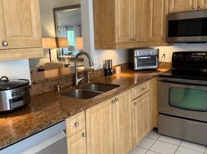 8025 Whispering Palm Drive, Boca Raton FL 33496