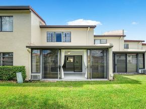 8566 Casa  Del Lago 47 F, Boca Raton FL 33433