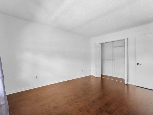 8566 Casa  Del Lago 47 F, Boca Raton FL 33433