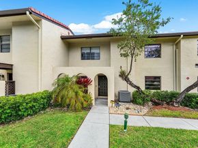 8566 Casa  Del Lago 47 F, Boca Raton FL 33433