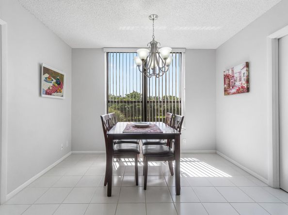7572 Regency Lake Drive 401, Boca Raton FL 33433