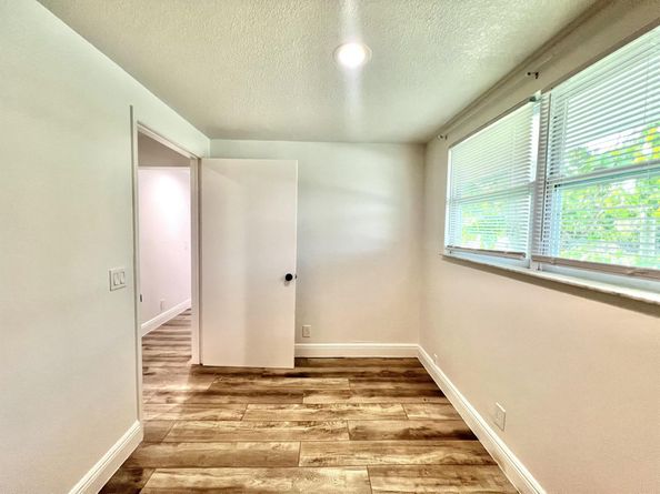 917 Market Street, West Palm Beach FL 33401