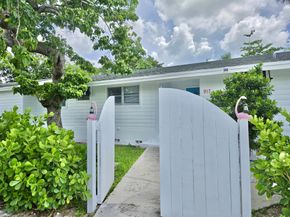917 Market Street, West Palm Beach FL 33401