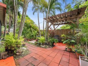 1428 E River Dr, Margate FL 33063