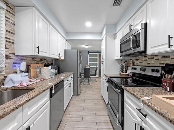 421 W 33 Street, West Palm Beach FL 33404