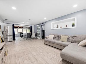 421 W 33 Street, West Palm Beach FL 33404
