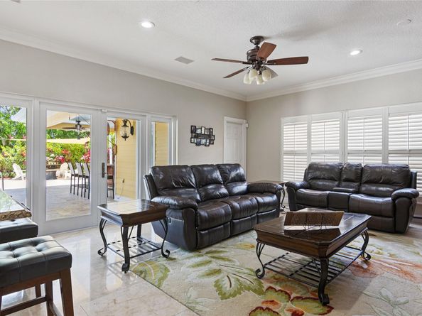 16686 Golfview Dr, Weston FL 33326