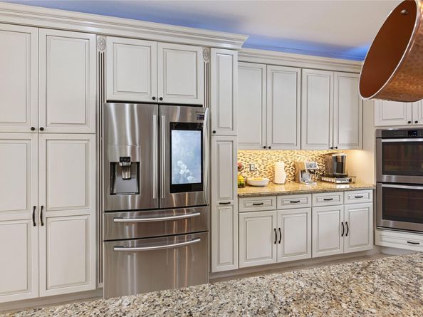 16686 Golfview Dr, Weston FL 33326