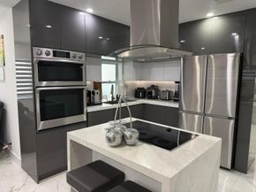6861 Park Street, Hollywood FL 33024
